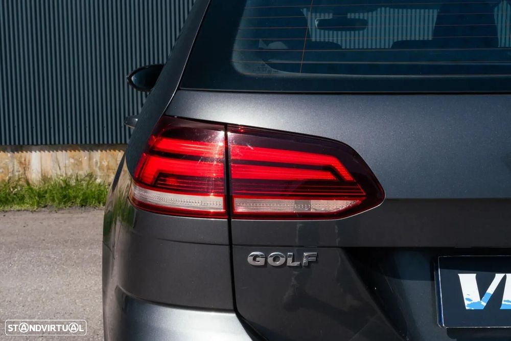 VW Golf - 33