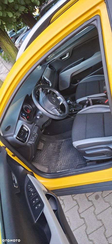 Kia Stonic 1.4 L - 10