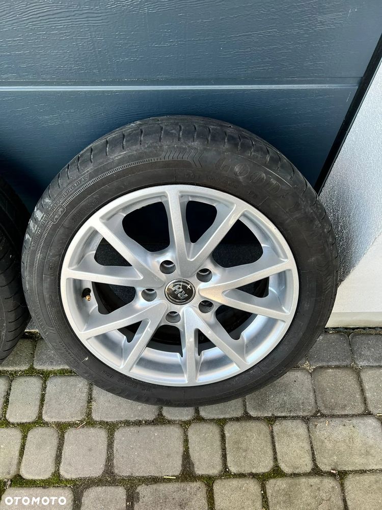 Felgi aluminiowe z oponami 195/55/16 do BMW 116 - 2