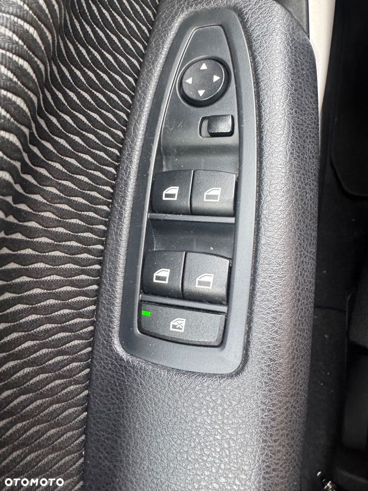 BMW Seria 1 114d Urban Line - 27