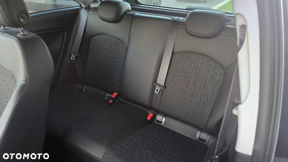 Opel Corsa 1.4 Turbo Start/Stop GSi - 18