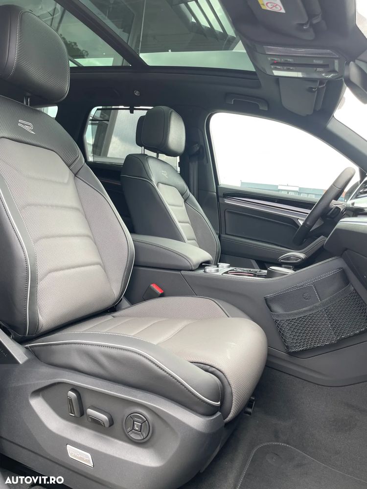 Volkswagen Touareg V6 TDI 4MOTION R-Line - 29