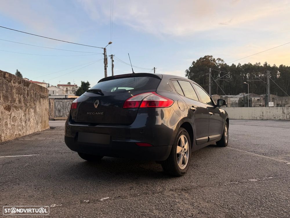 Renault Mégane 1.5 dCi Confort - 5