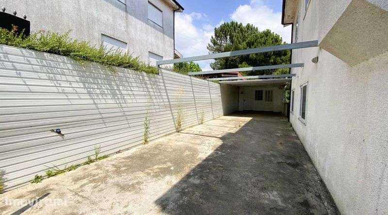 Moradia Geminada T3 Lousada, Porto - Grande imagem: 2/12