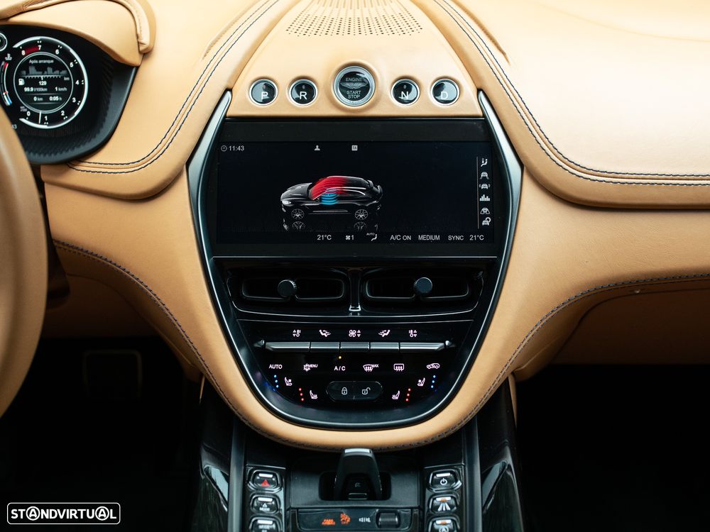 Aston Martin DBX Standard - 35