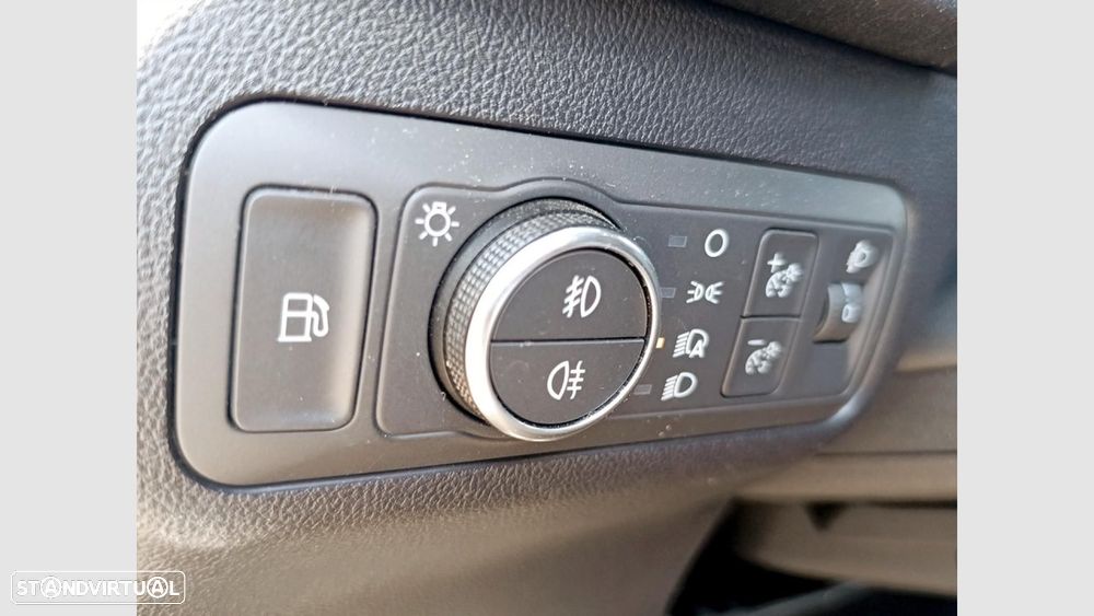 Ford Kuga 2.5 PHEV ST-Line - 23