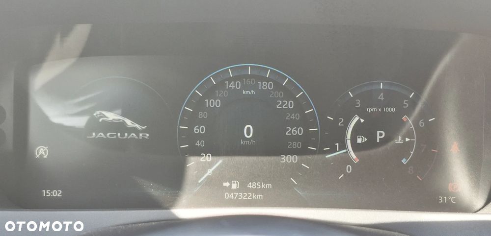Jaguar XE 2.0 T Pure - 13