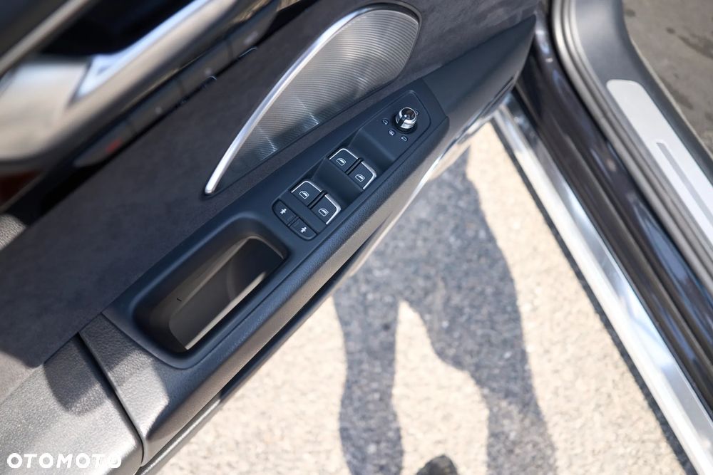 Audi A8 4.2 TDI DPF quattro tiptronic - 16