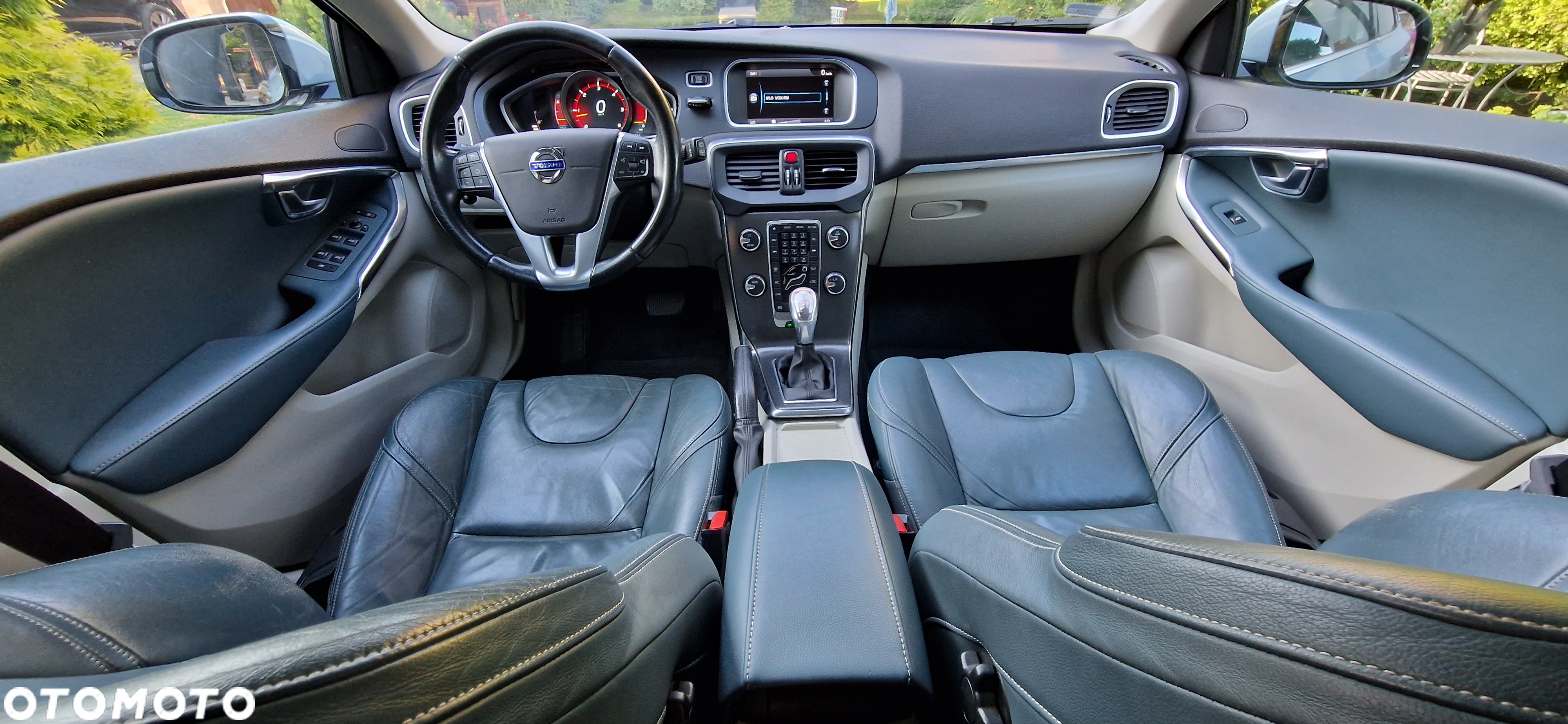 Volvo V40 D4 Summum - 12