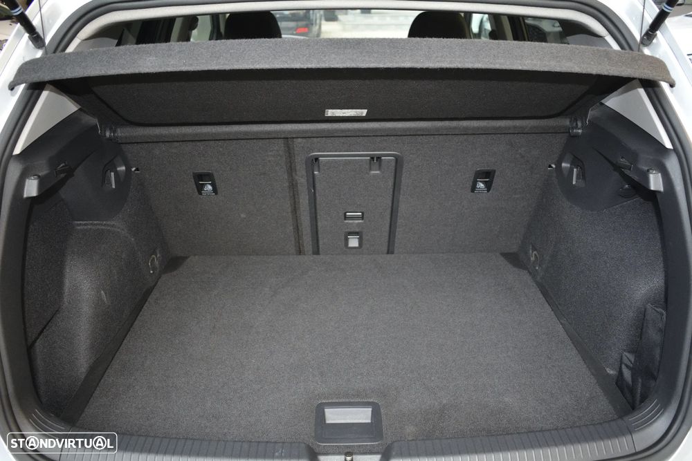 VW Golf 1.0 TSI Life - 18