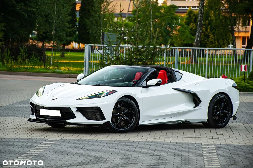 Chevrolet Corvette - 29