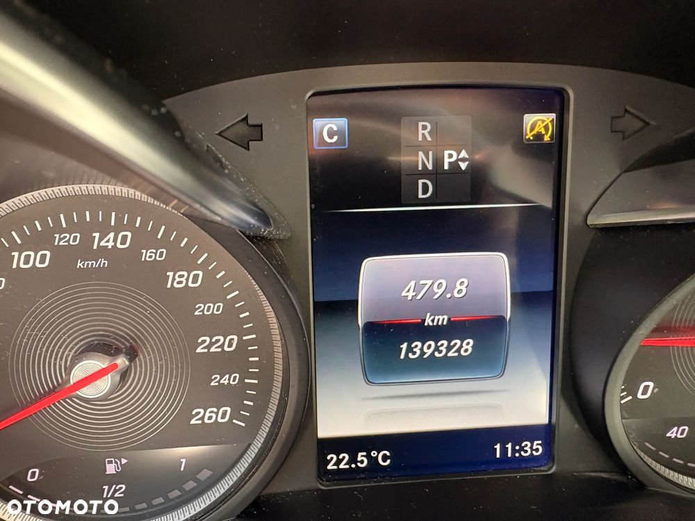 Mercedes-Benz Klasa C 200 4-Matic 9G-TRONIC - 14