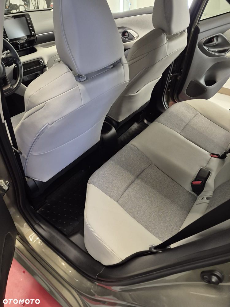 Toyota Yaris 1.5 Selection Elegant CVT - 11