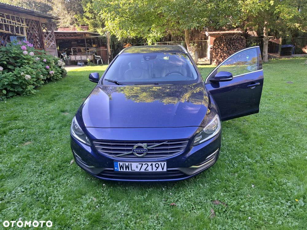 Volvo V60 D4 Drive-E Ocean Race - 1