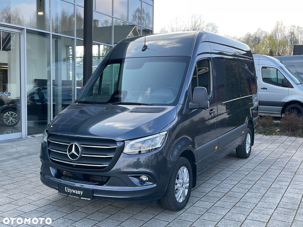 Mercedes-Benz Sprinter 319 - 1