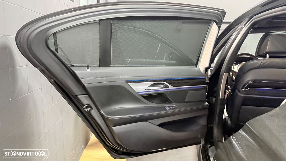 BMW 745 Le xDrive - 31