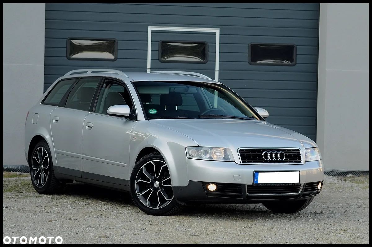 Audi A4 Avant - 1