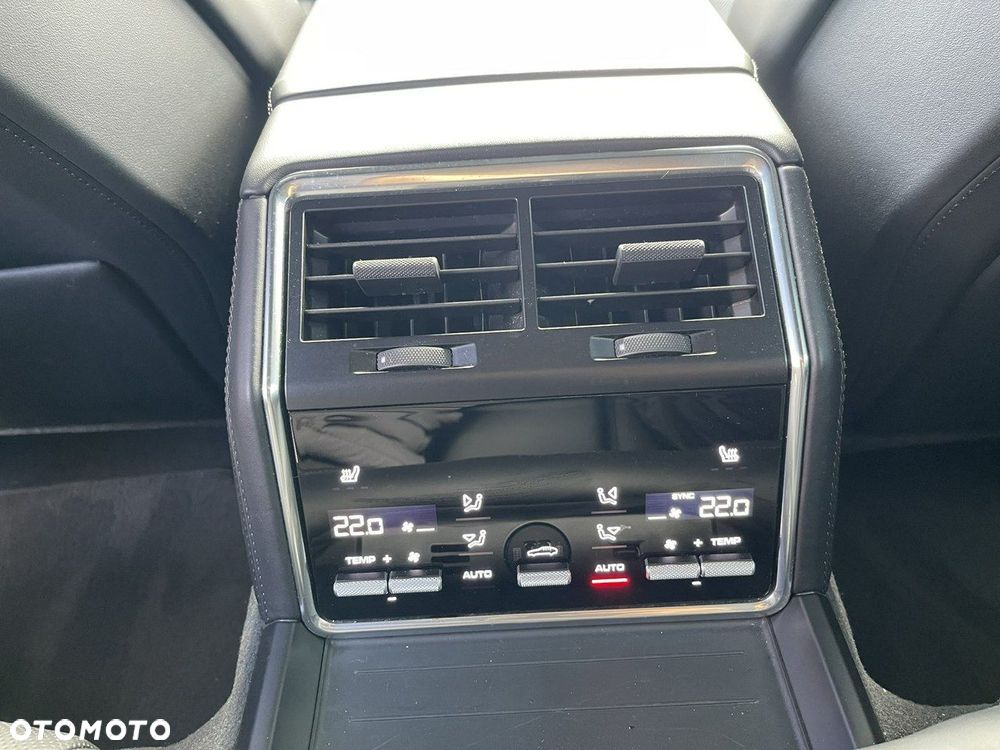 Porsche Panamera 4S Sport Turismo - 18