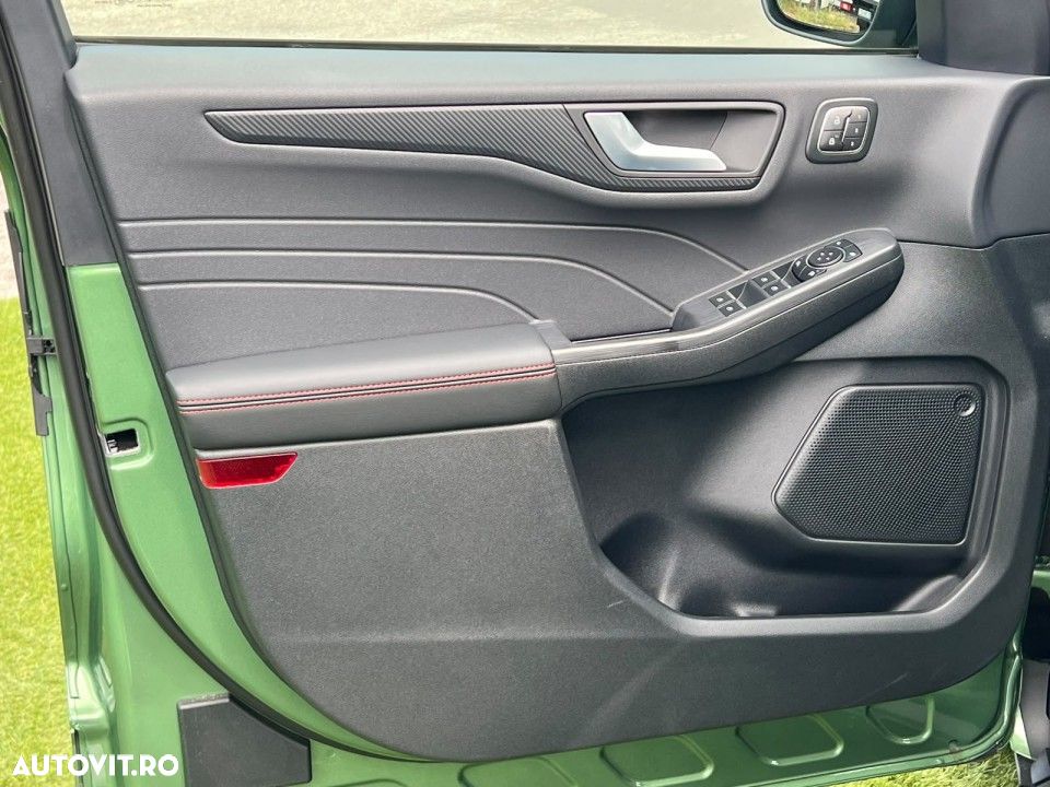 Ford Kuga 2.5 Duratec FWD PHEV ST-Line - 25