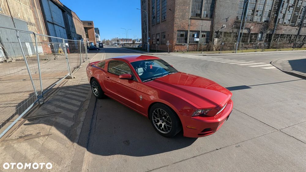 Ford Mustang 3.7 V6 Premium - 8