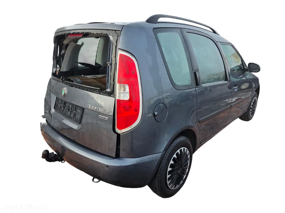 Skoda Roomster 2008 Silnik 1.4 (BXW) 16V 85 KM (63 kW) 9153 Na części silnik, maska, drzwi, lampa - 2