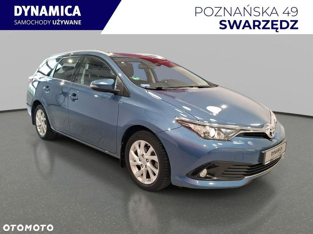 Toyota Auris - 2