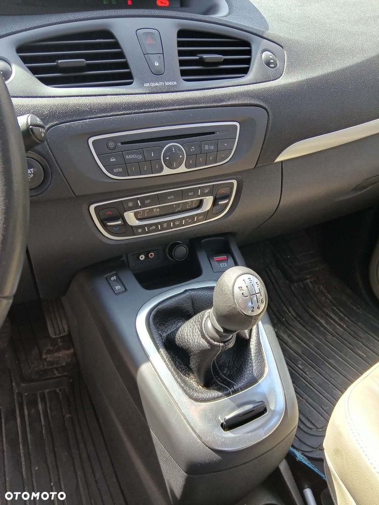 Renault Scenic 1.6 dCi Energy Bose Edition S&S - 7