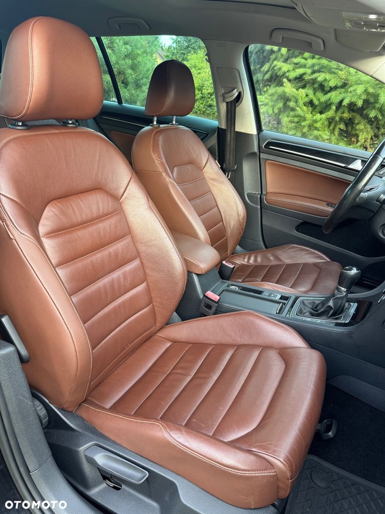 Volkswagen Golf - 18