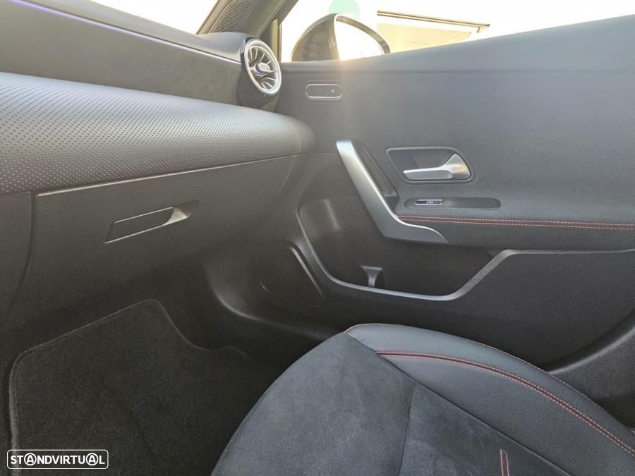 Mercedes-Benz A 200 - 18