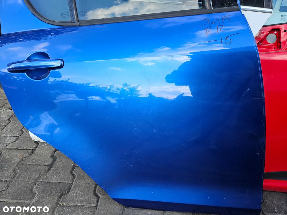 Suzuki Swift MK7 drzwi tył tylne prawe - 2