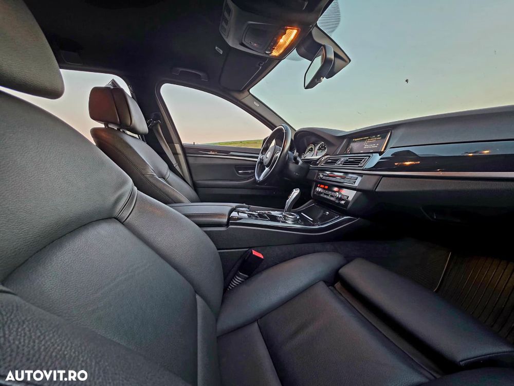 BMW Seria 5 520d xDrive AT - 16