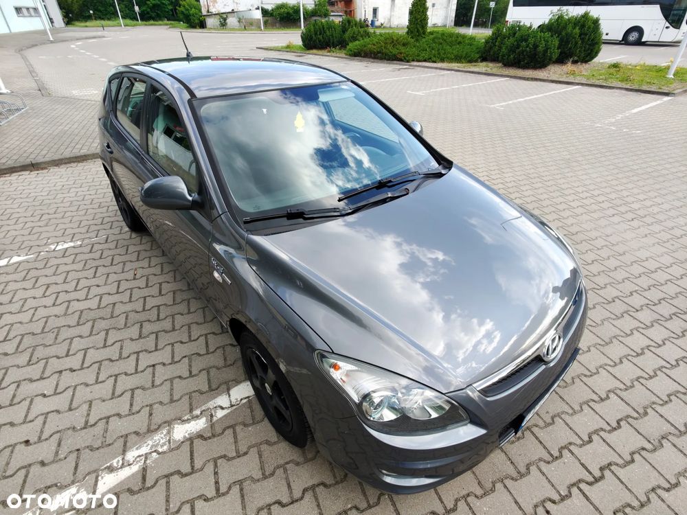 Hyundai i30 1.6 CRDi Classic EU5 - 6