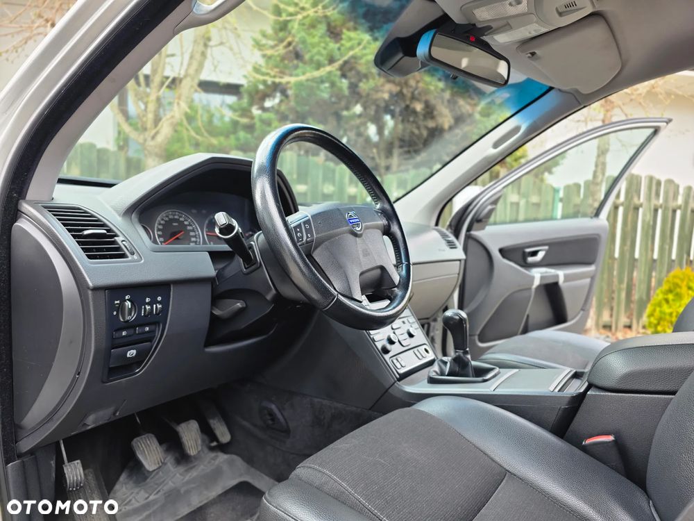 Volvo XC 90 2.4 D5 Kinetic - 20