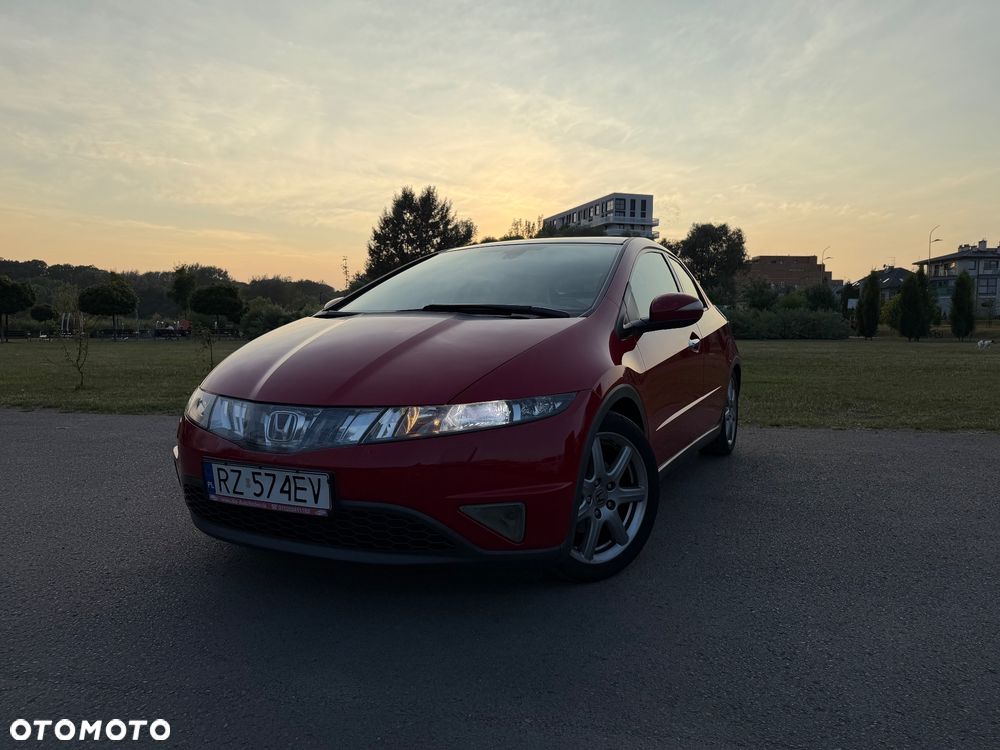 Honda Civic 1.8i-VTEC Executive - 1