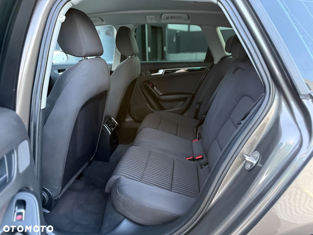 Audi A4 Avant - 14