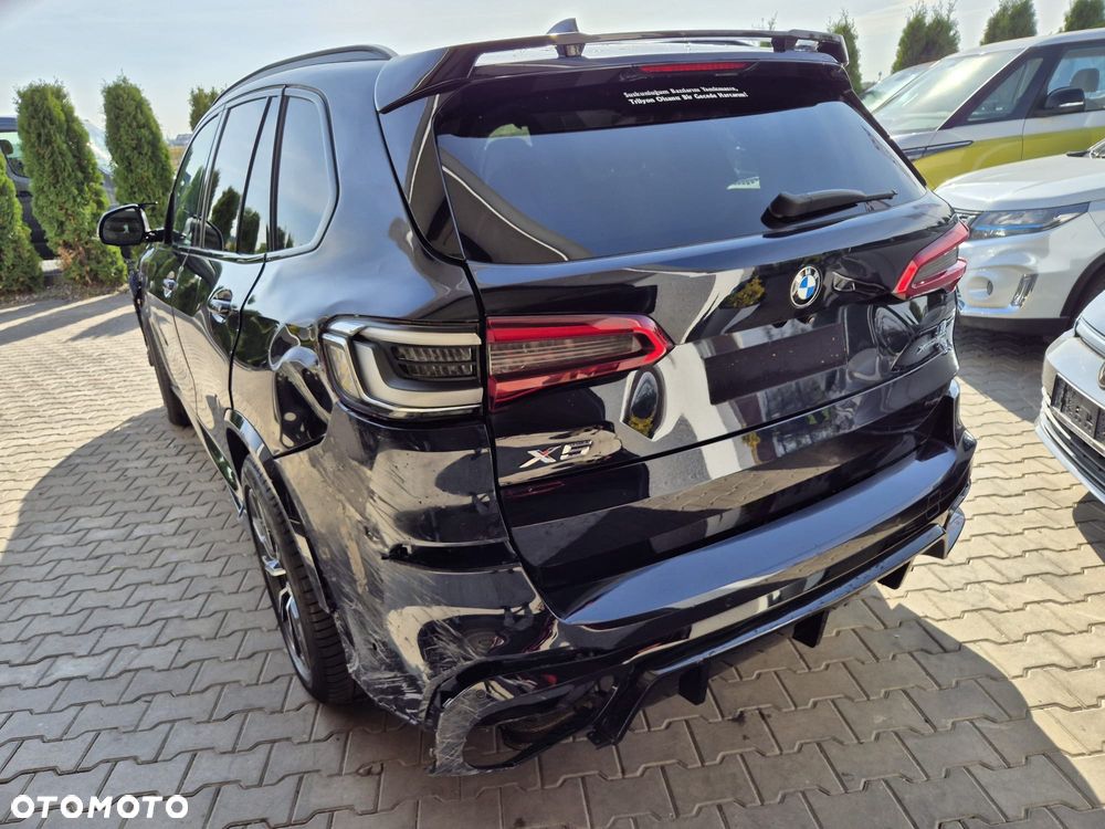BMW X5 xDrive50i Sport-Aut - 7
