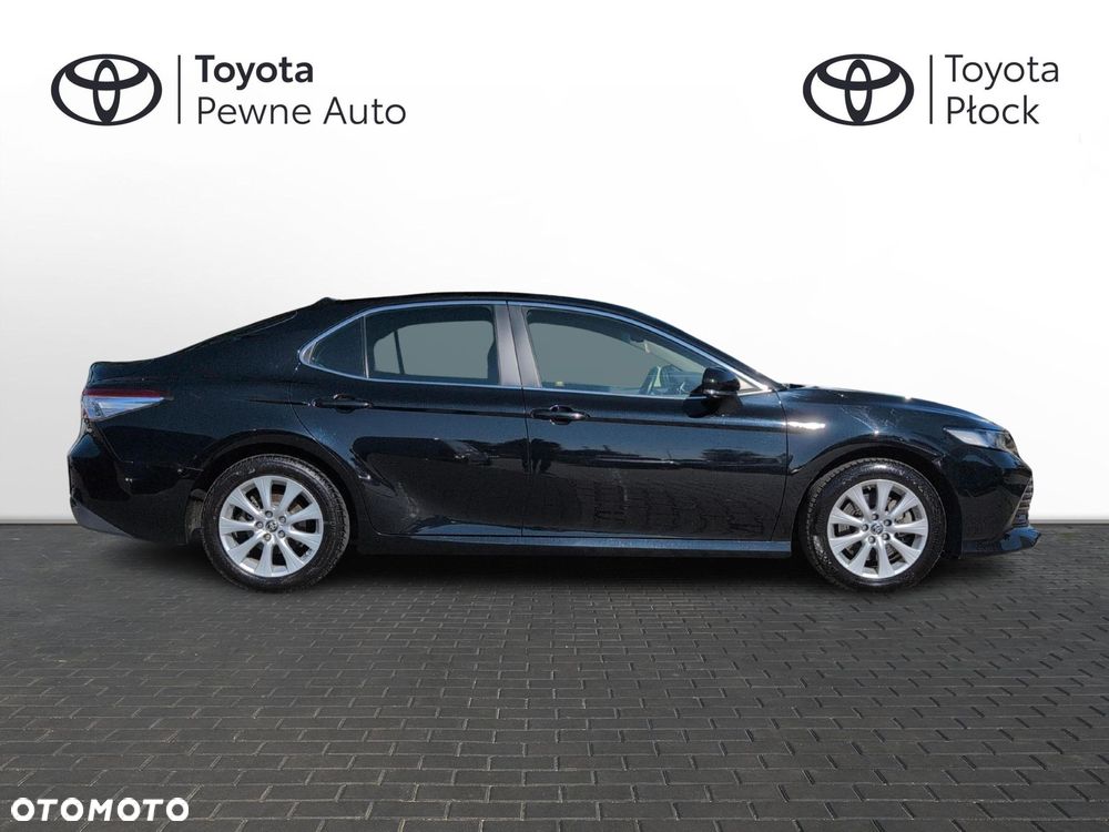 Toyota Camry 2.5 Hybrid Comfort CVT - 6