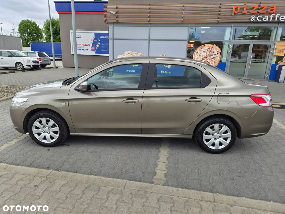Peugeot 301 1.2 Pure Tech Active - 14