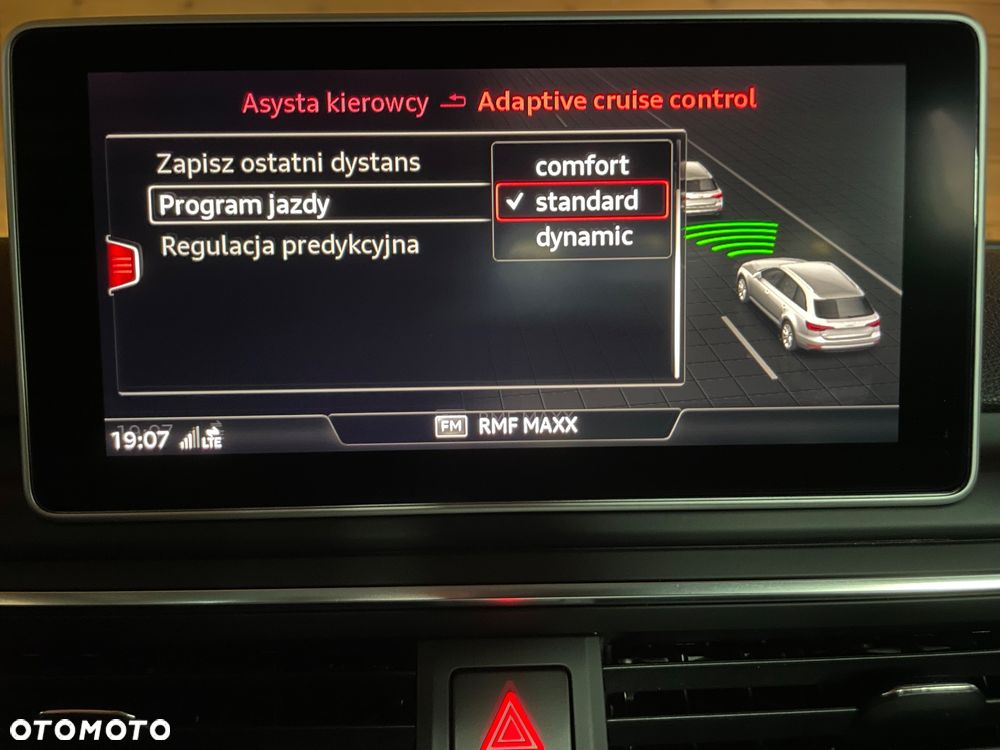 Audi A4 Avant 2.0 TDI ultra S tronic design - 29
