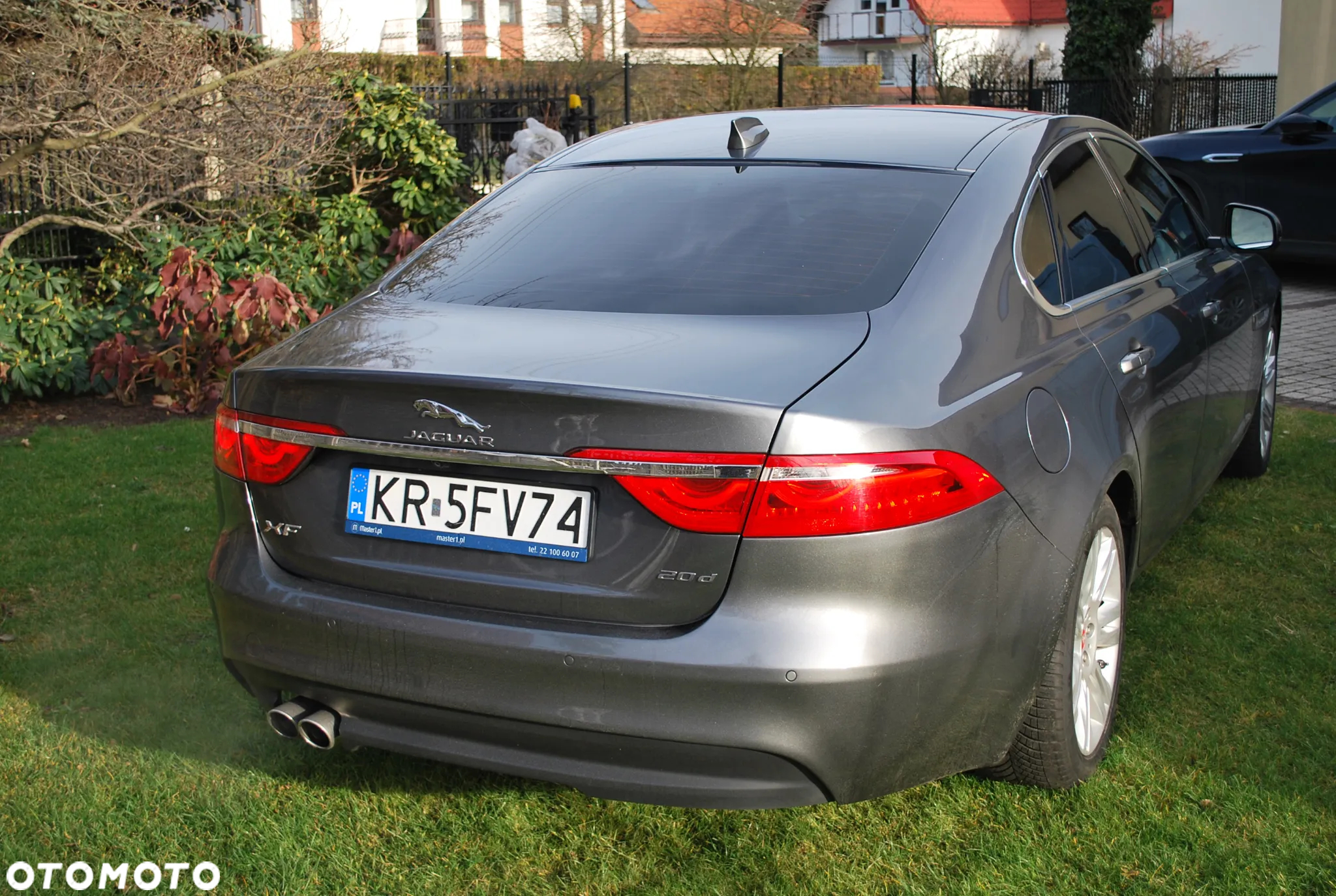 Jaguar XF - 3
