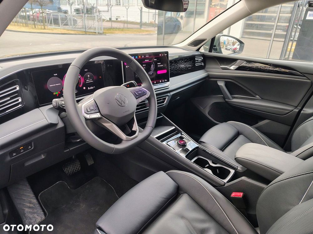 Volkswagen Tiguan - 14