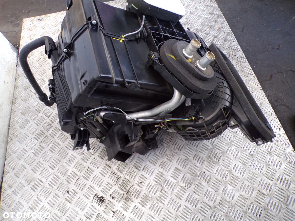 NAGRZEWNICA DACIA DUSTER II 1.5 BLUE DCI 272707351R - 4