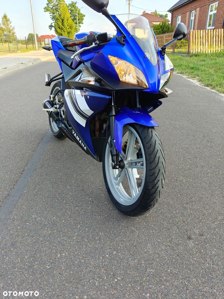Yamaha YZF - 17