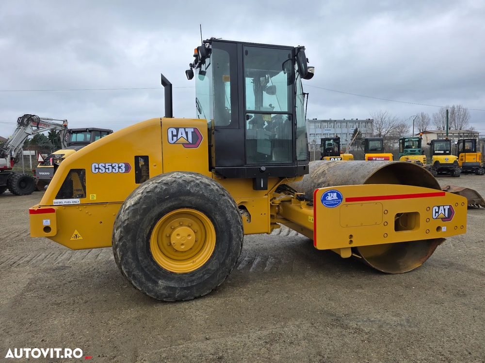 Caterpillar Cat CS-533 cilindru compactor terasament 13 tone hamm ammamn bomag - 3