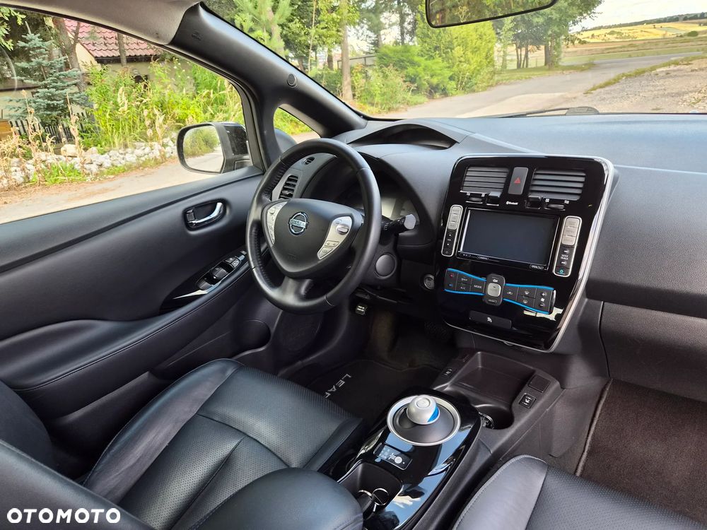 Nissan Leaf 30 kWh (mit Batterie) Tekna - 26