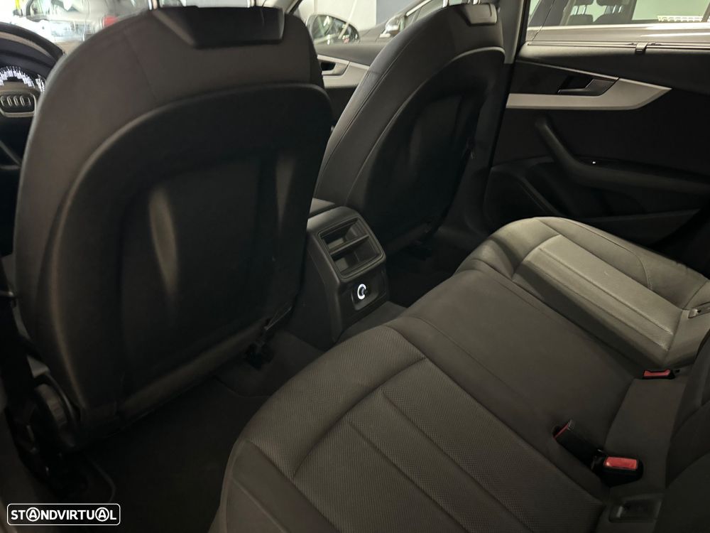 Audi A4 Avant 2.0 TDi Design S tronic - 17