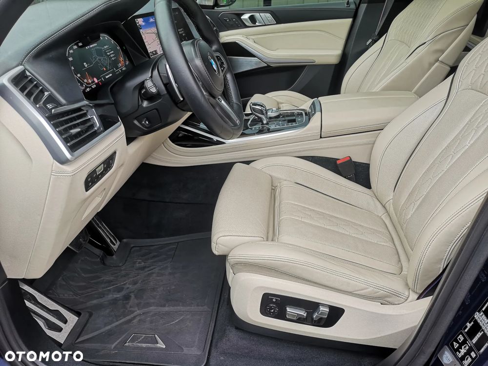BMW X7 M50d sport - 26