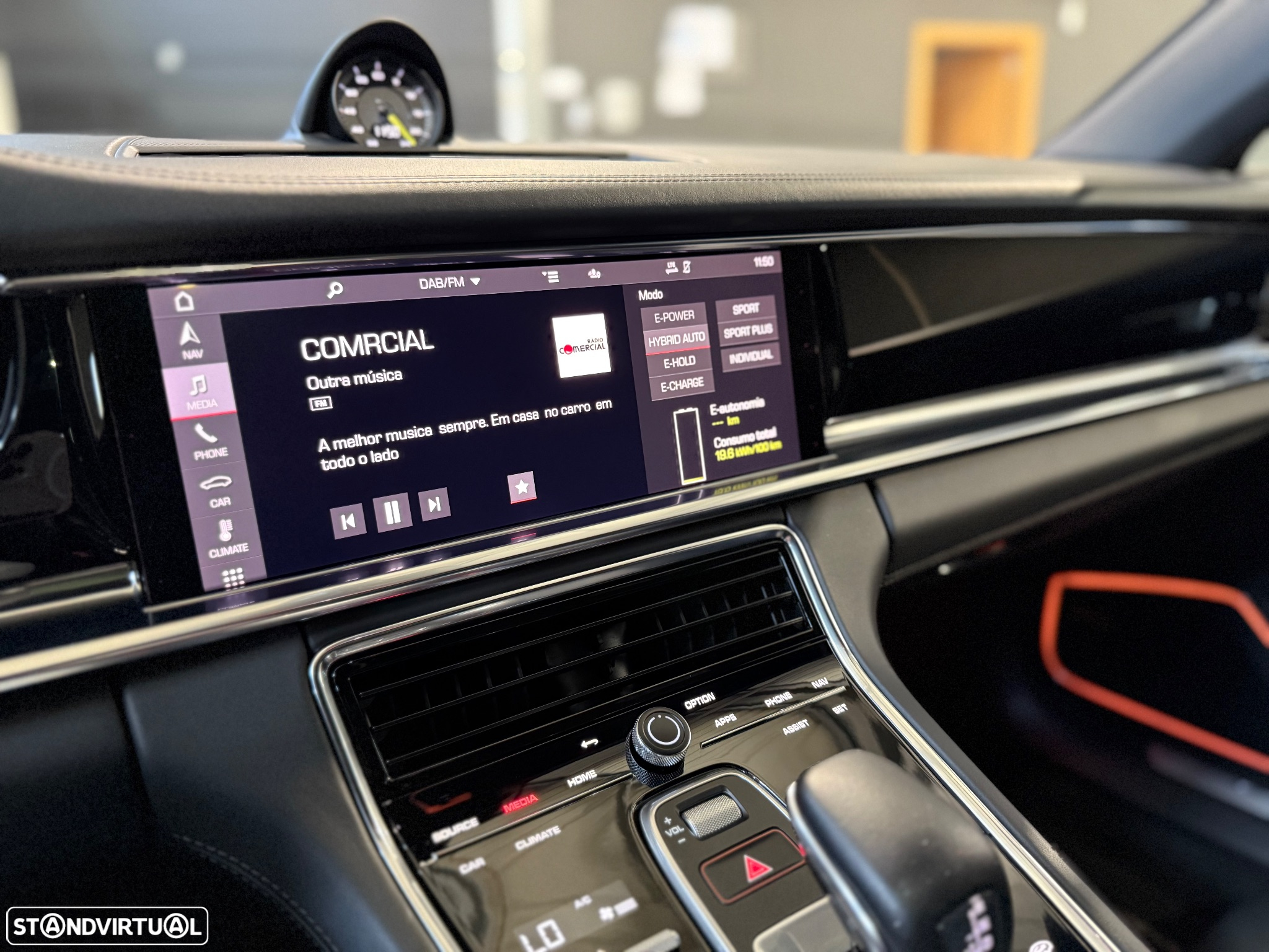 Porsche Panamera 4 E-Hybrid Platinum Edition com PDLS - 33