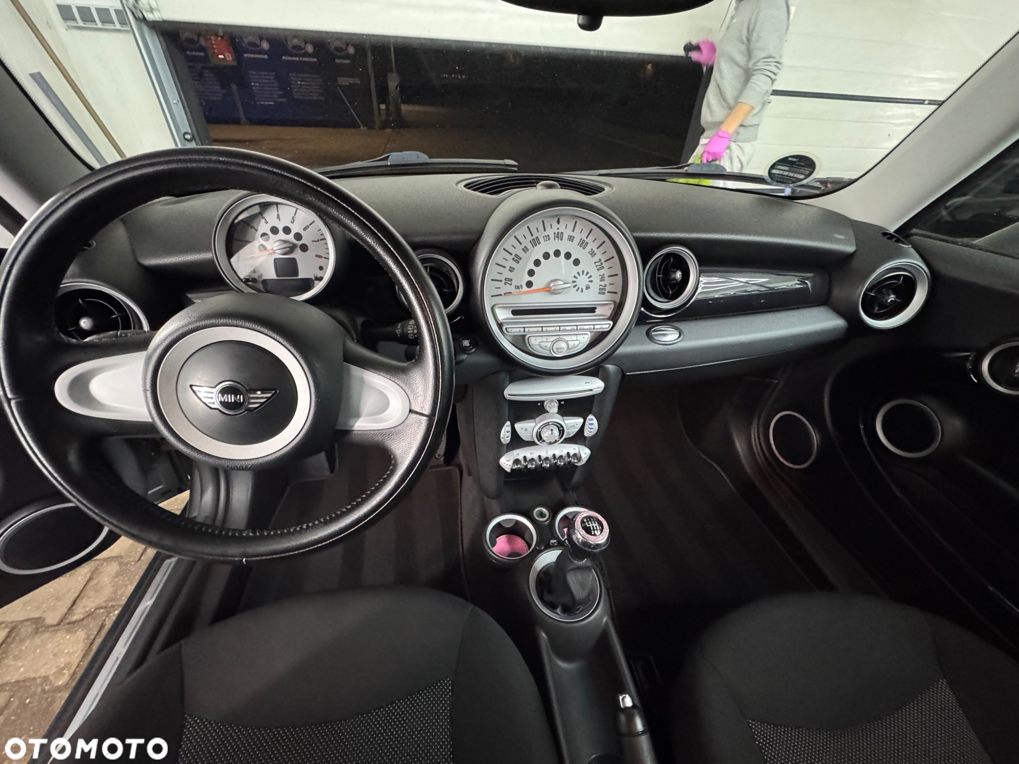MINI ONE Standard - 7