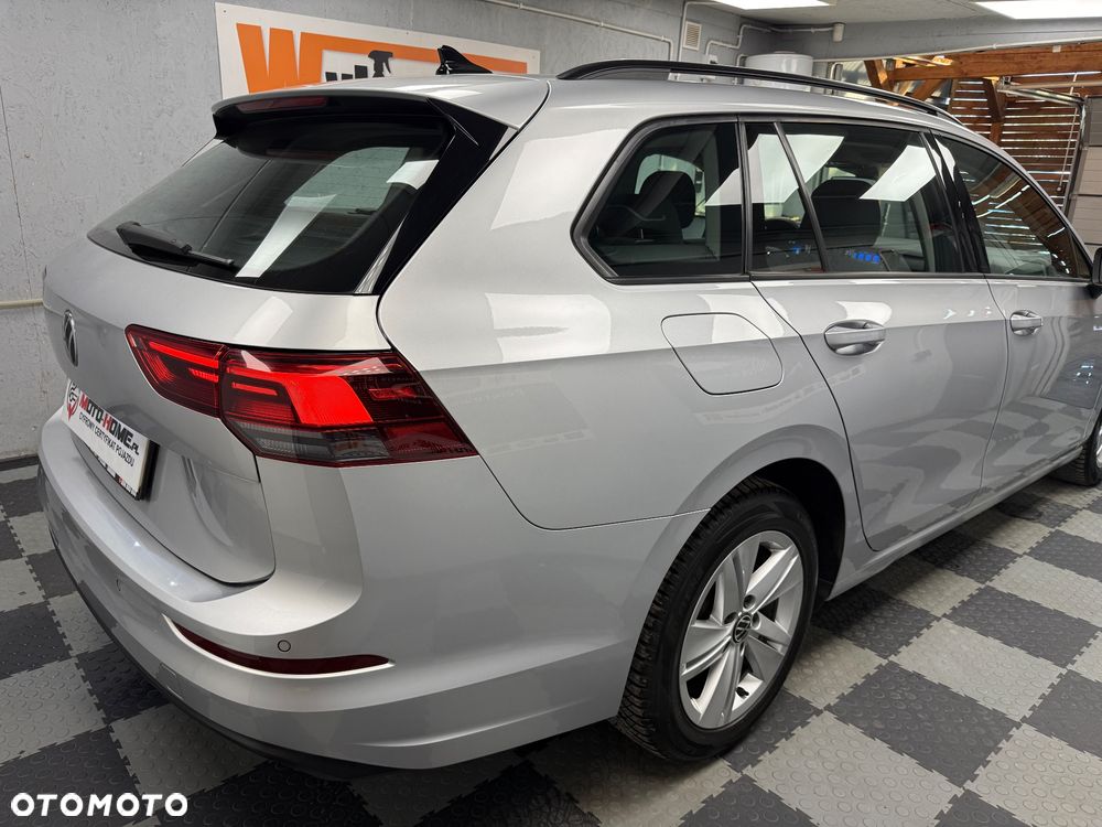 Volkswagen Golf - 25